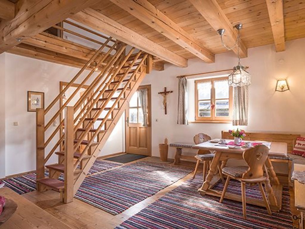 Grosse_Ferienwohnung_Wohnraum_.jpg