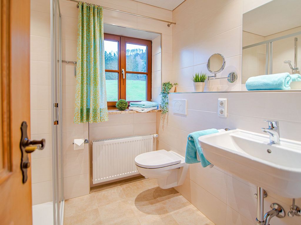 Badezimmer Ferienwohnung -1-