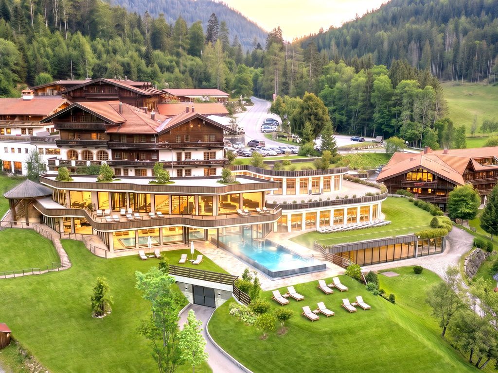 Hotel Feuriger Tatzlwurm ****
