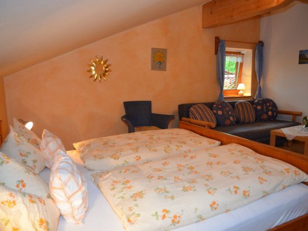 Schlafzimmer 2