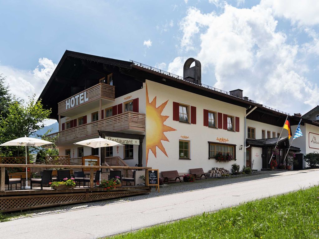 Hotel AlpenSonne