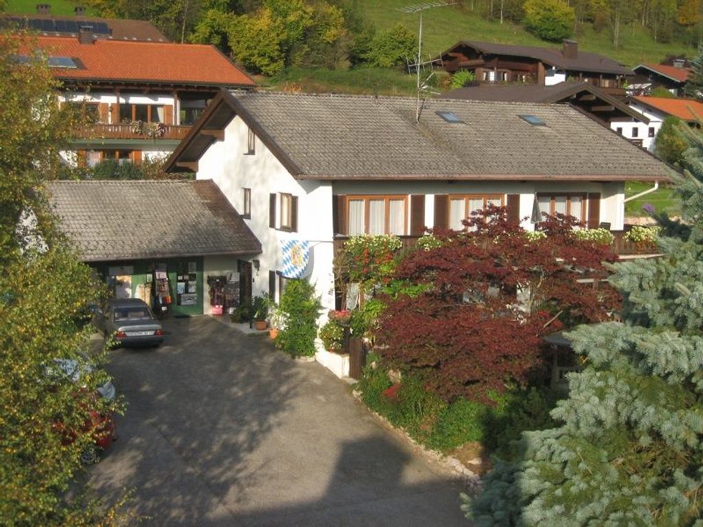 Unser Haus ist ruhig und sonnig gelegen