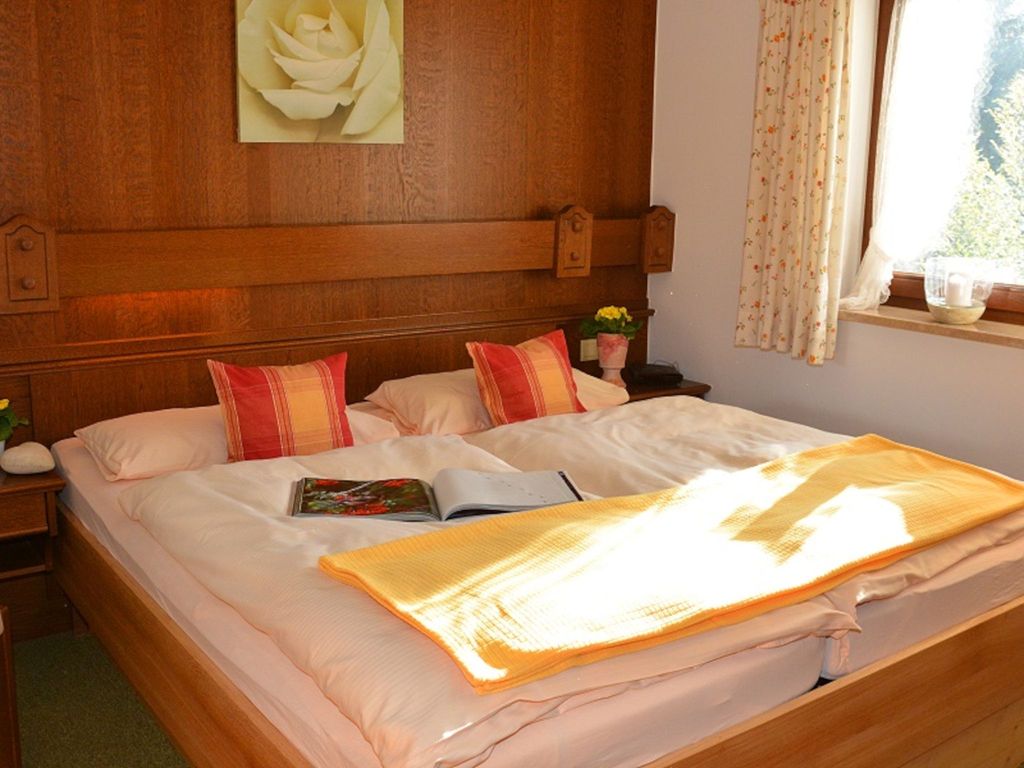 Schlafzimmer Ferienwohnung Untersbergblick Nr. 3