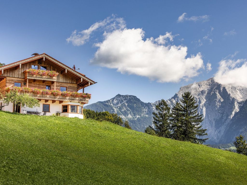 Bauernhaus mit Blick nach Osten