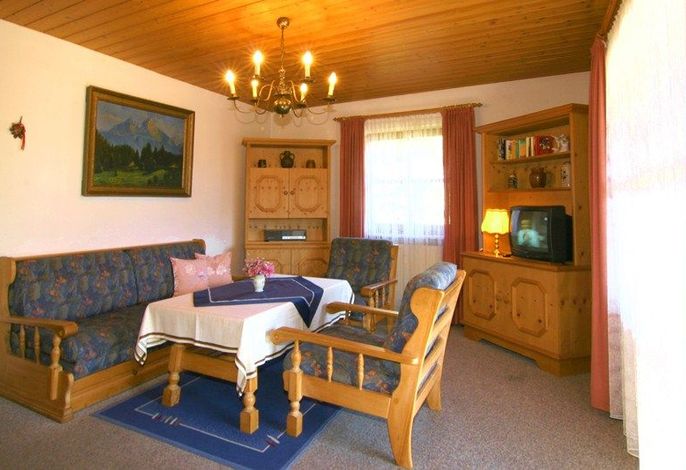 Ferienwohnung Nr. 4, 1 bis 4 Personen, 65 qm, 1 separates Schlafzimmer, Balkon
