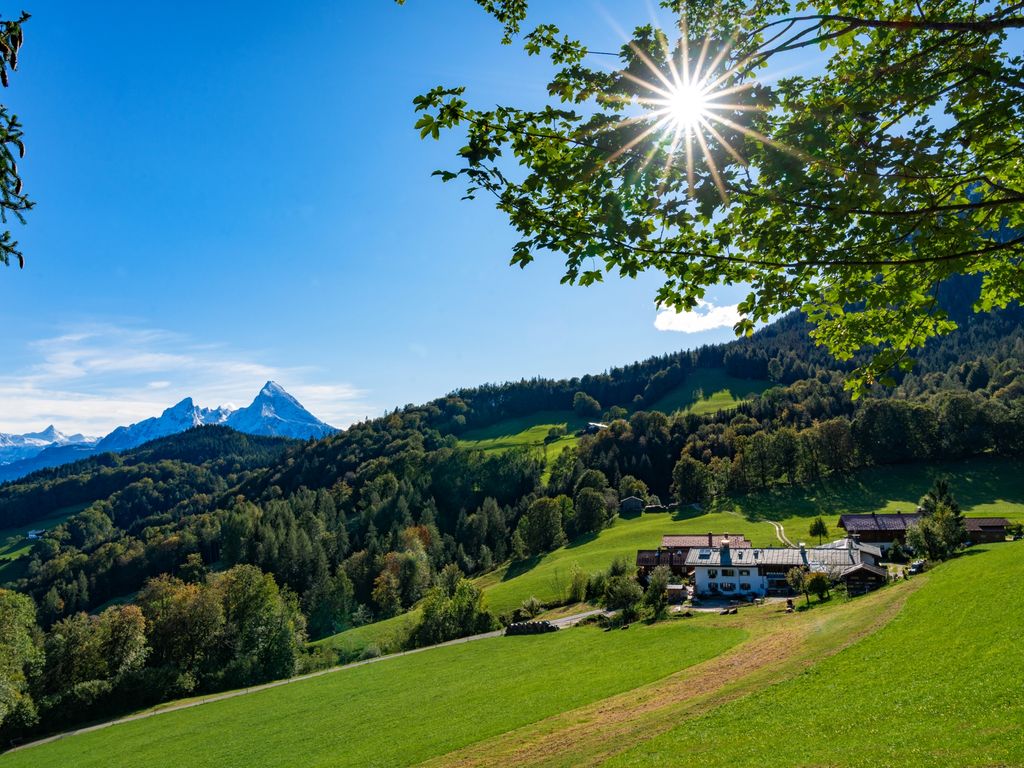 Hausansicht mit Watzmann