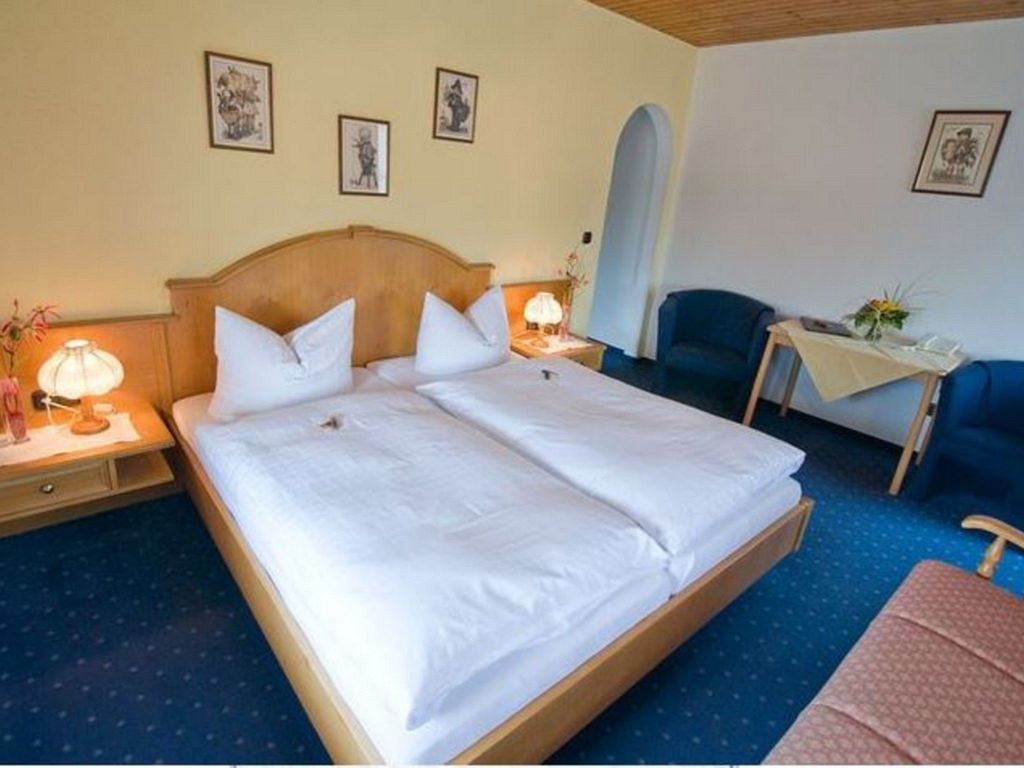 Doppelzimmer Nr. 12