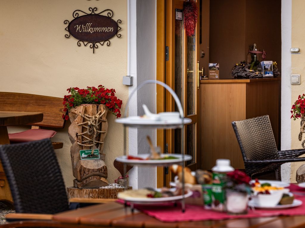 Frühstück Terrasse