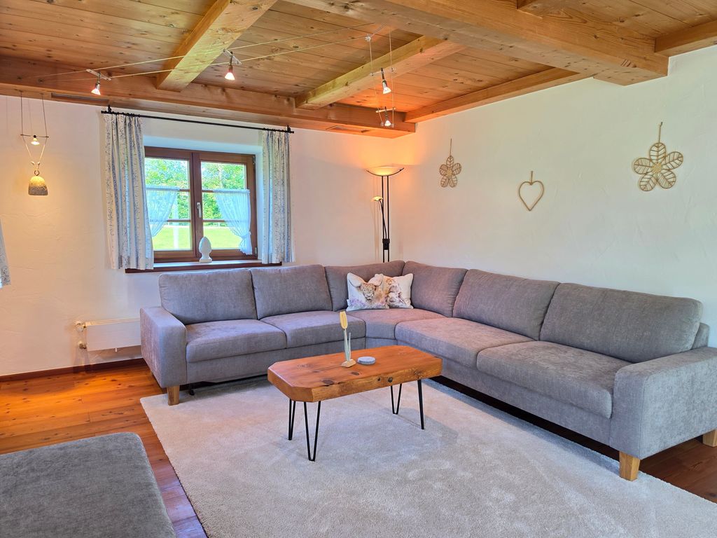 Großes Kuschelsofa mit Relaxfunktion