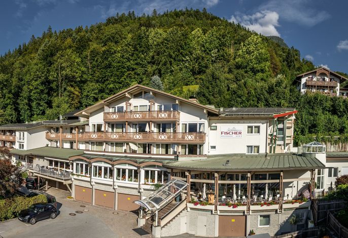 Alpenhotel Fischer, Wenig