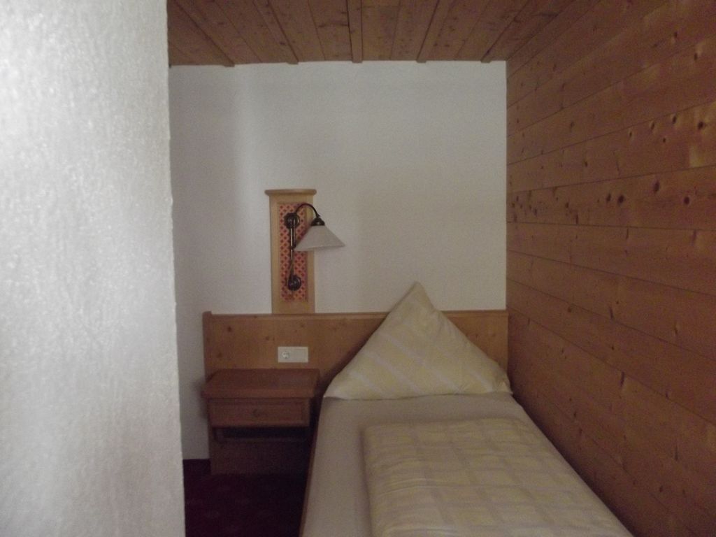 3 Bett Zimmer