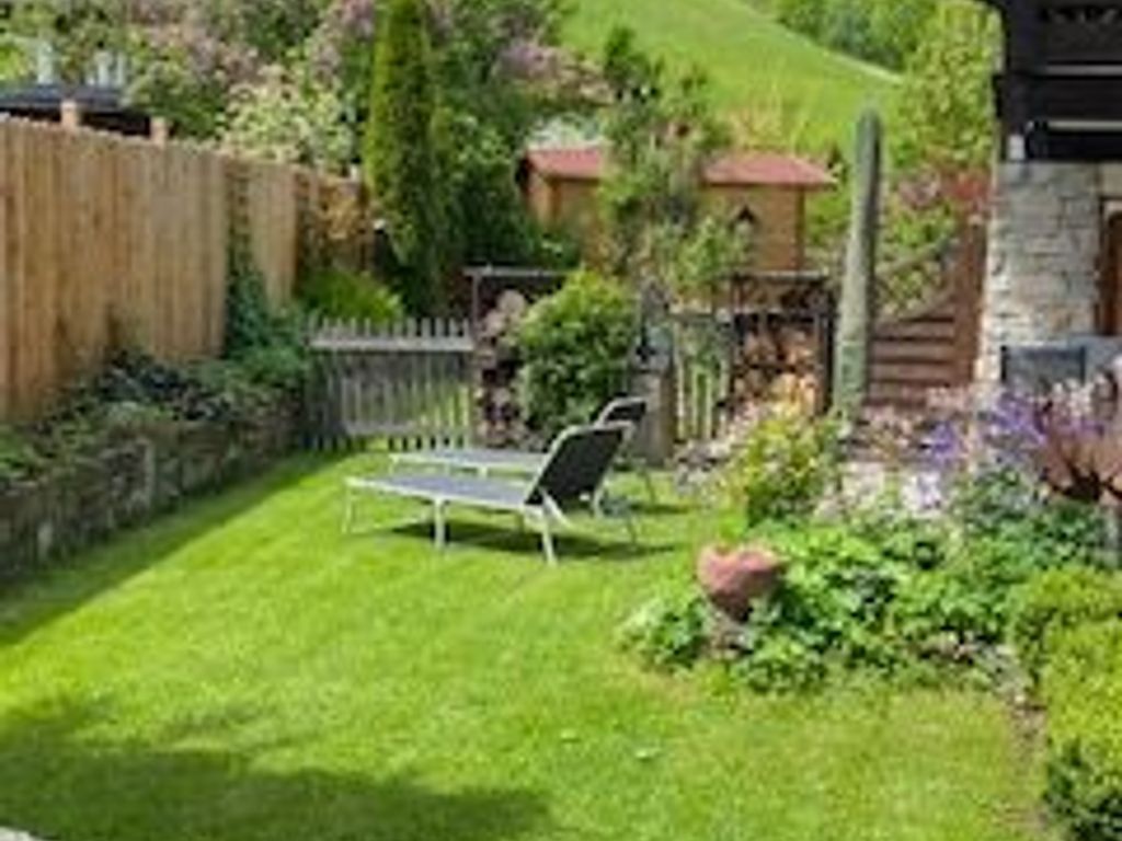 eigene Terrasse und Gartrenabteil