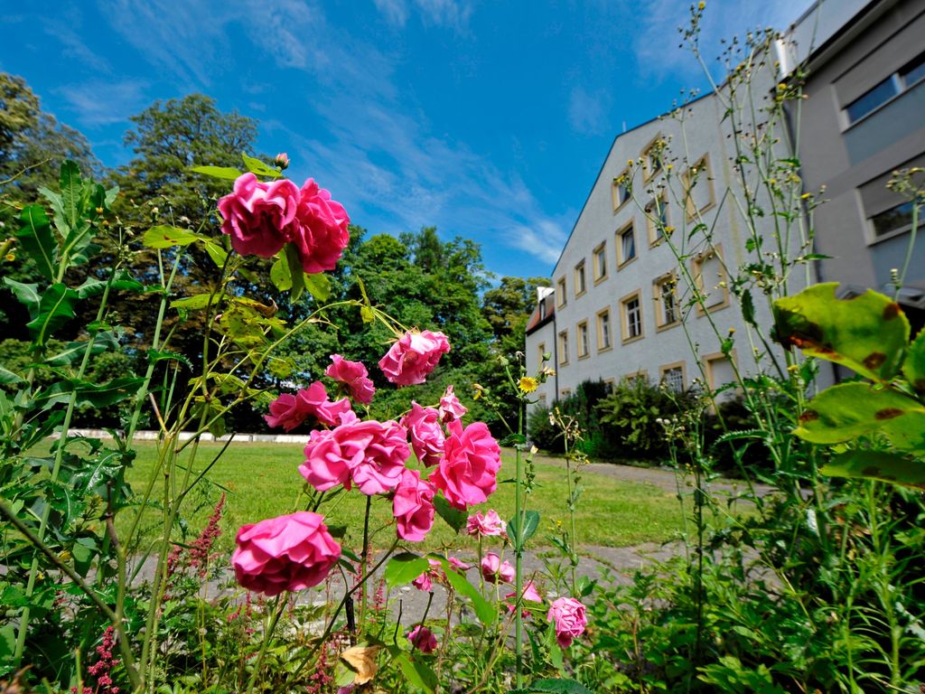 Hausansicht aus dem Garten