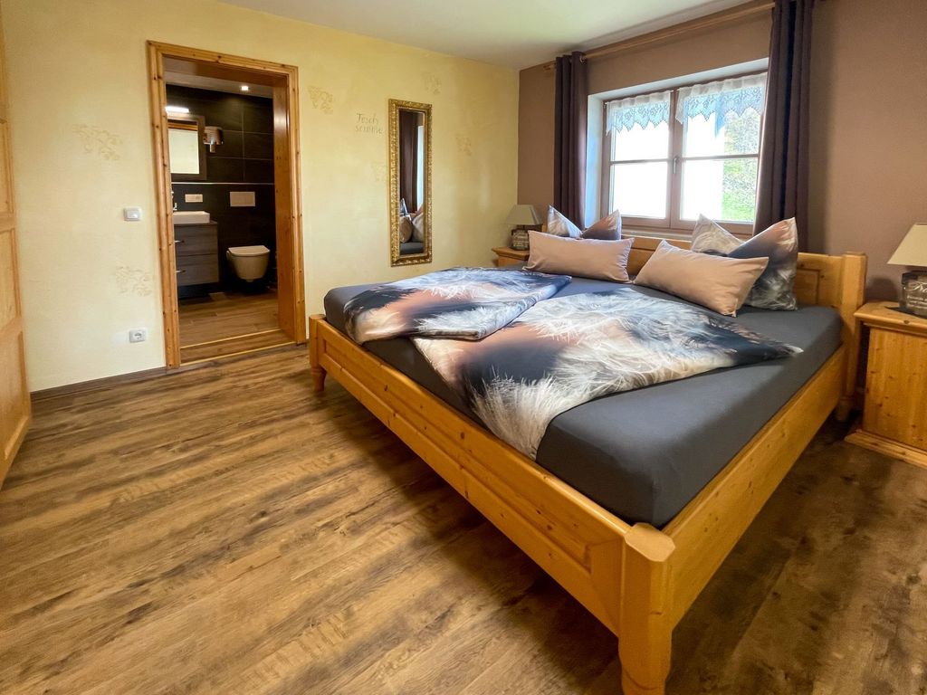 Ihre Ferienwohnung Nr. 1 - Schlafzimmer