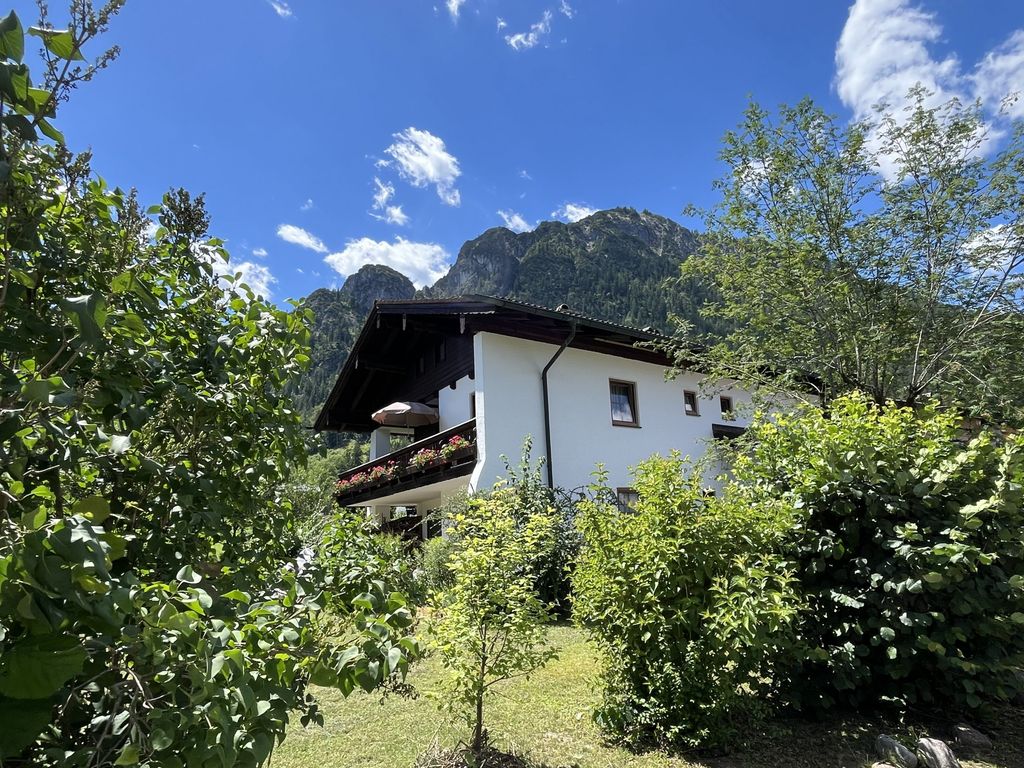 Haus mit Fewo im 1. Obergeschoss