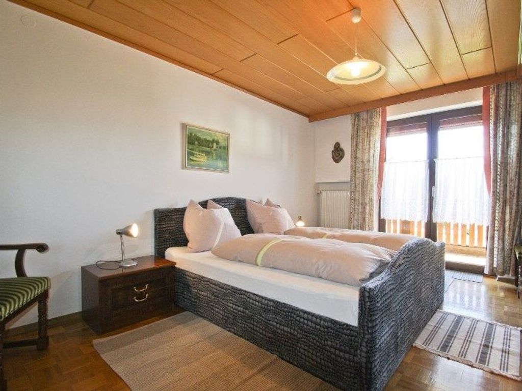 Schlafzimmeransicht Ferienwohnung Genzinger