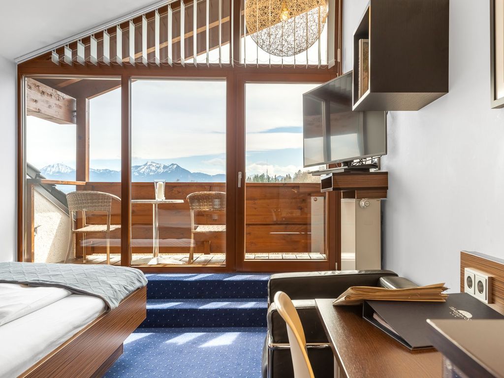 Einzelzimmer Deluxe Beispiel Hotel Neuer am See, tanjaghirardini