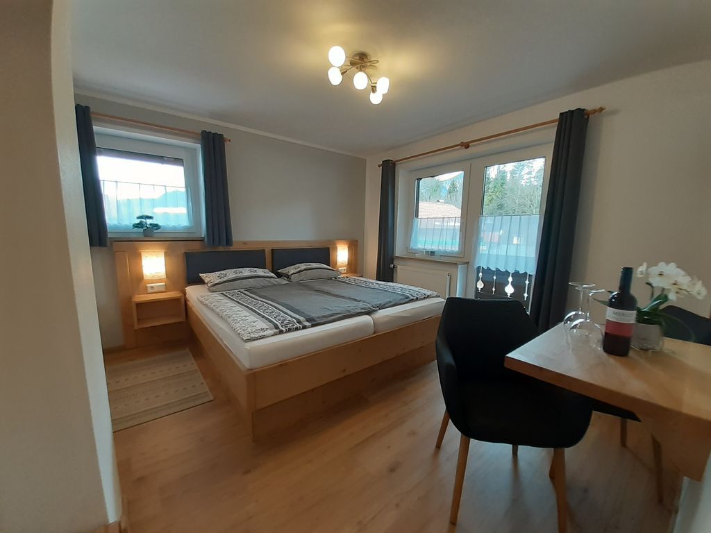 Schlafzimmer1  der Wohnung "Westernbergblick"