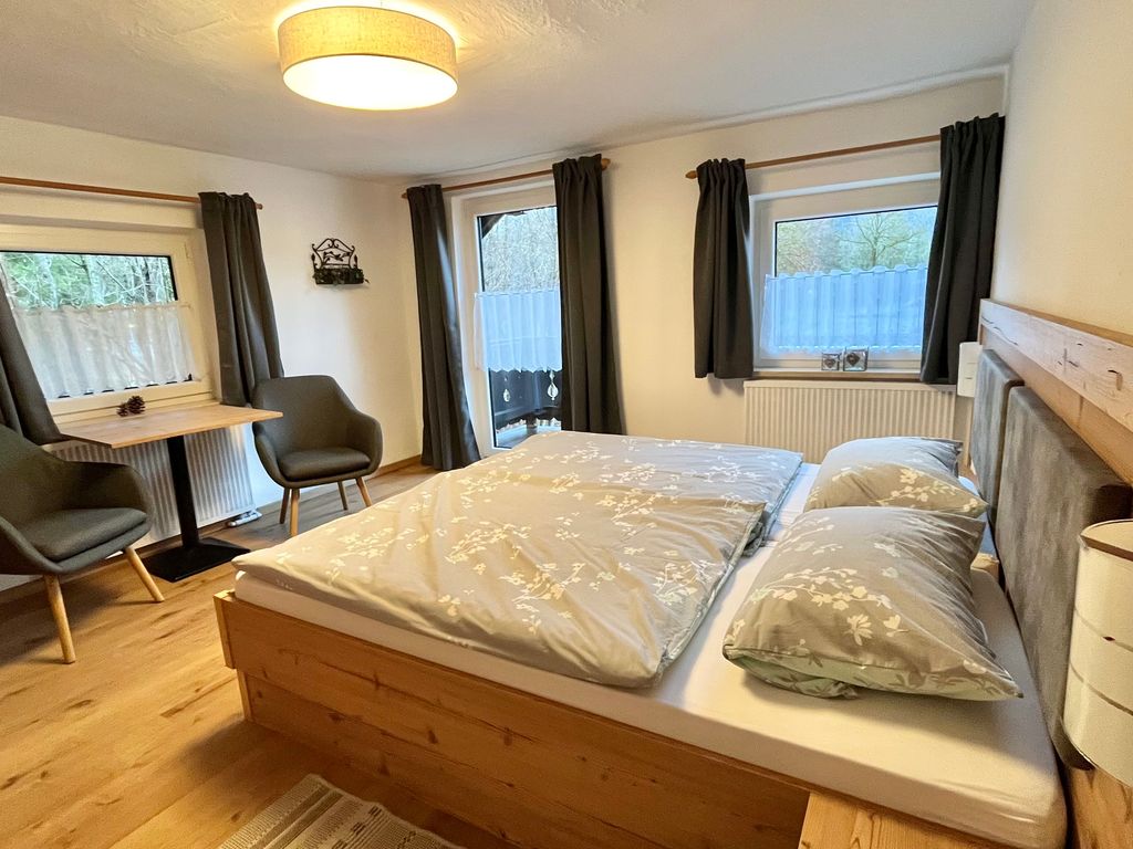 Schlafzimmer1 der Wohnung "Rauschbergblick"