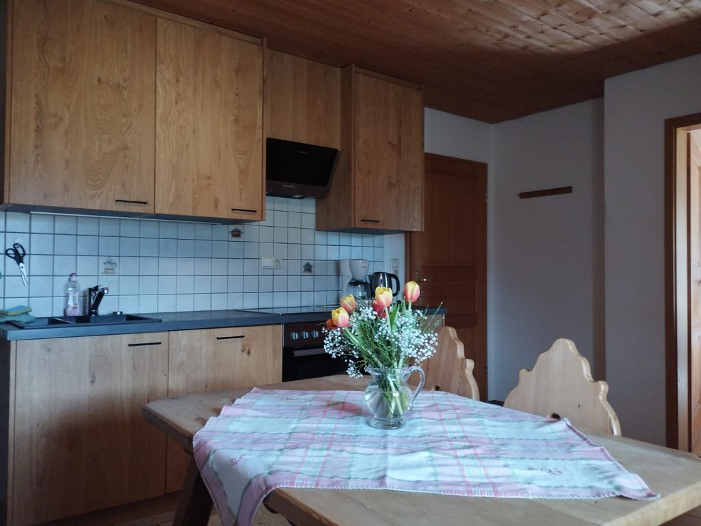 Wohnküche in der Ferienwohnung Wendelstein