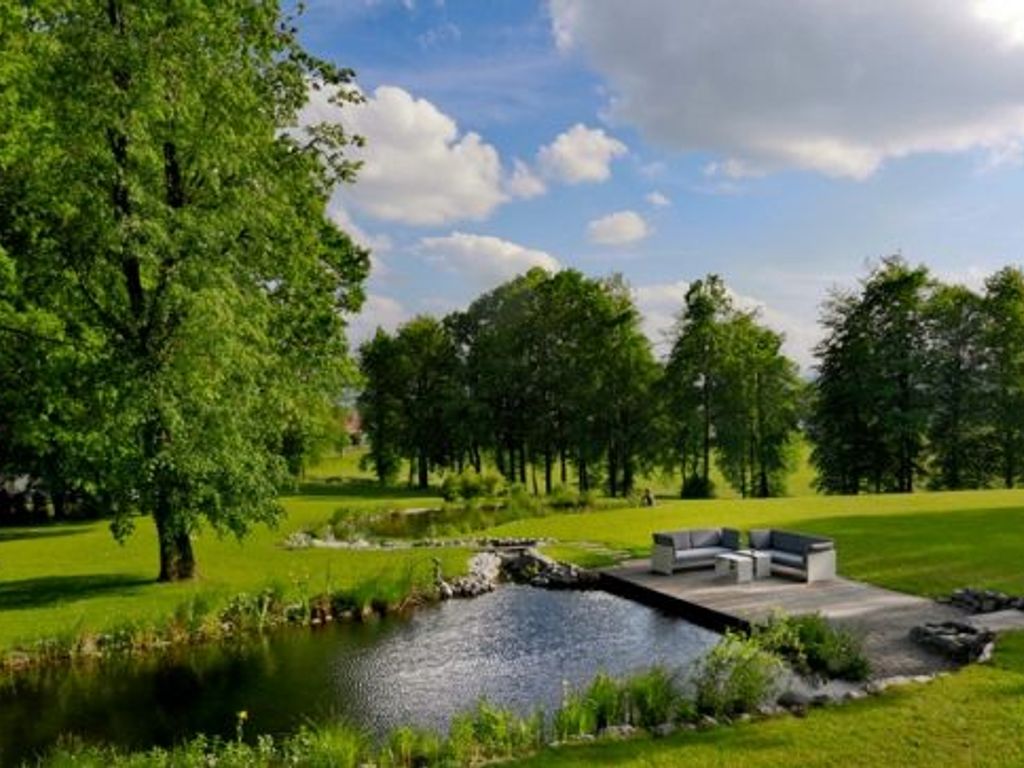 Park mit Teich