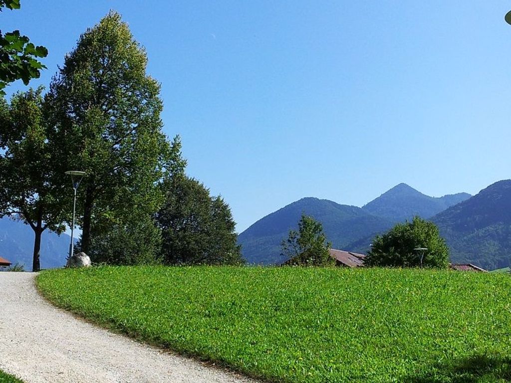 Ferienwohnungen Lärchennest zwischen Chiemsee und Bergen
