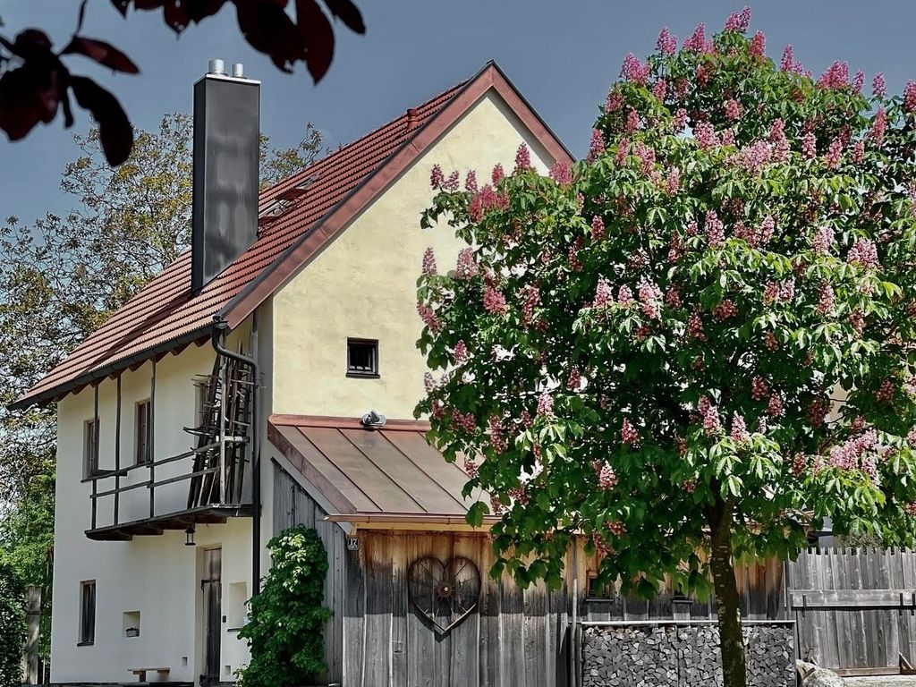 Zuhaeusl Aussenansicht