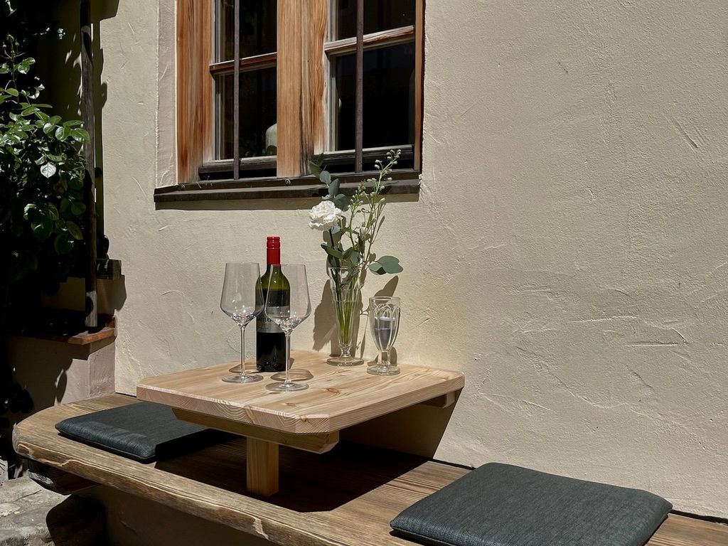 Zuhaeusl Aussenansicht  Innenhof