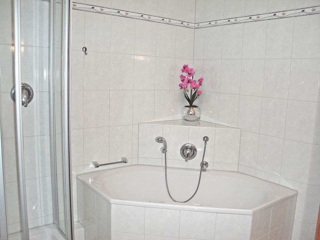 Badezimmer Dusche, Badewanne/WC