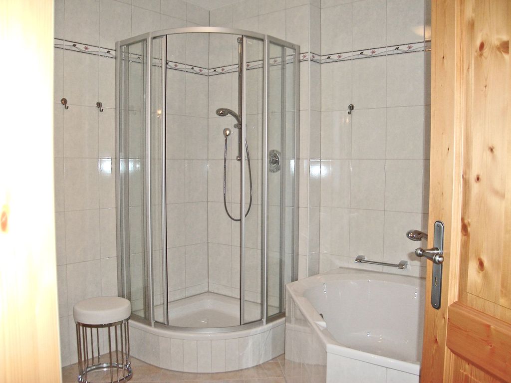 Badezimmer Dusche, Badewanne/WC