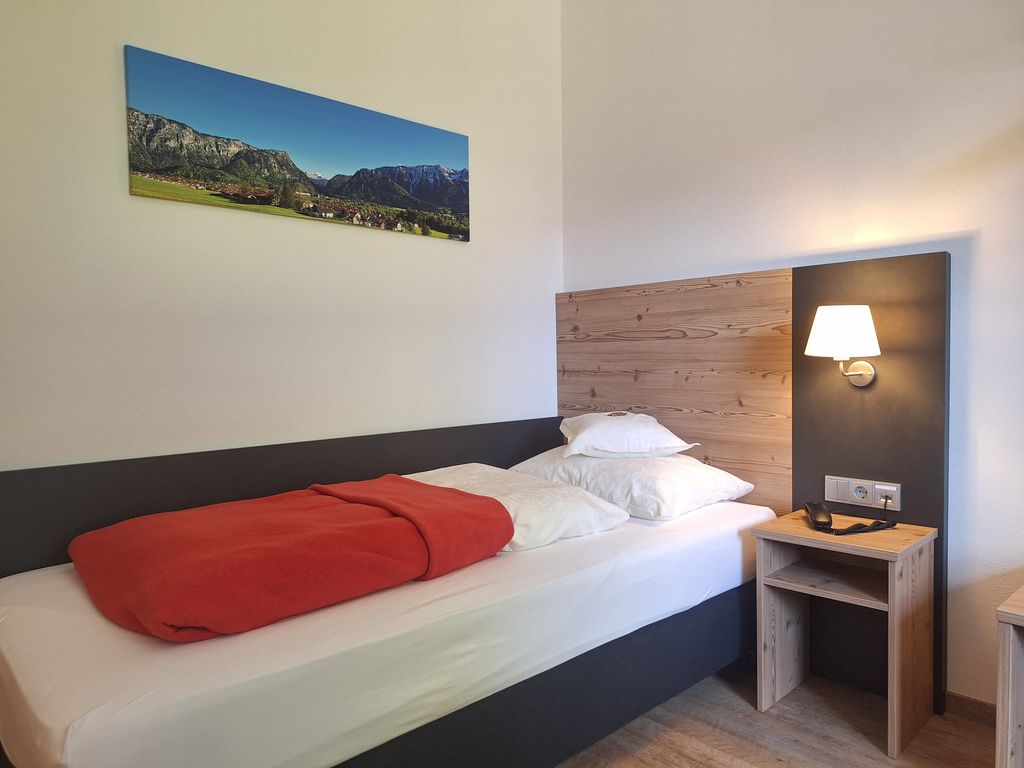 Beispiel Einzelzimmer ohne Balkon
