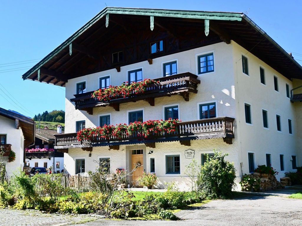 Bauernhaus von Osten
