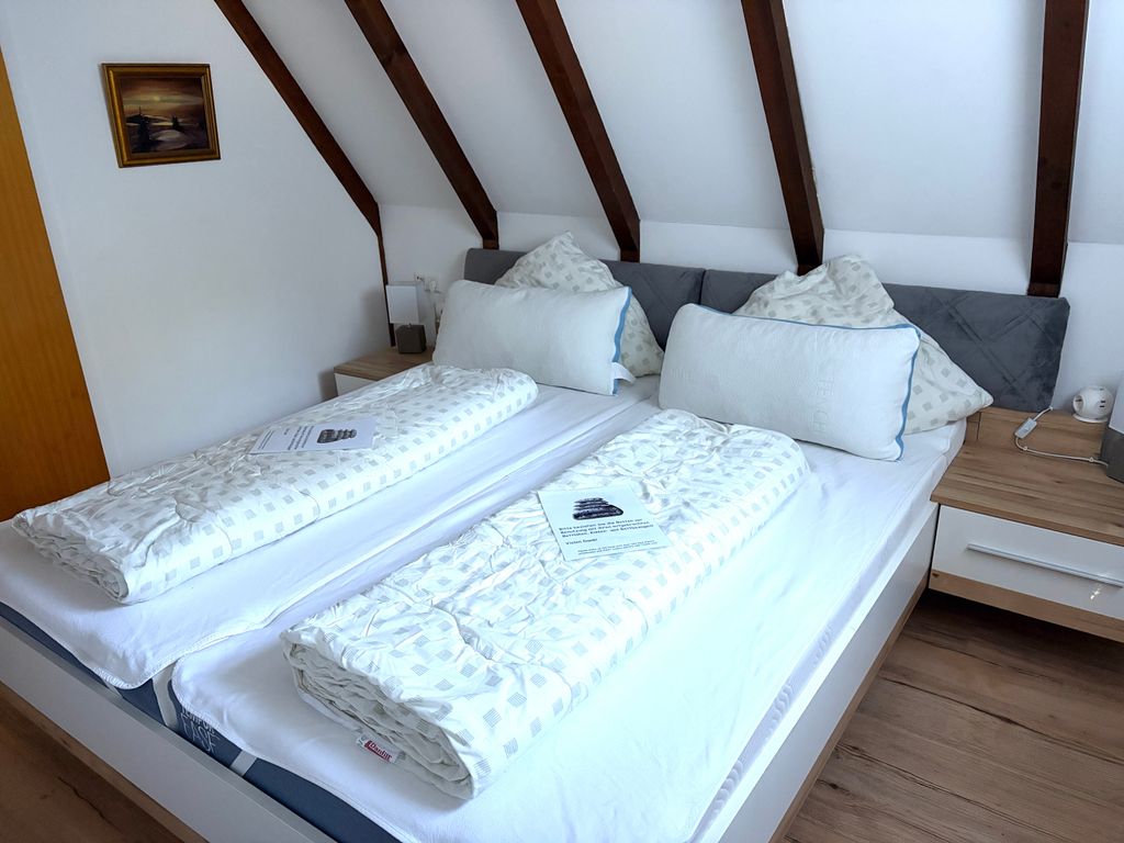 Schlafzimmer EG Ferienhaus-Bayern