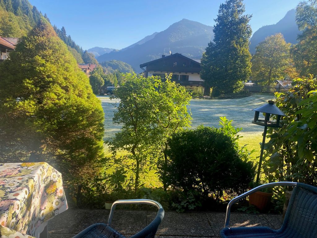 Terrasse mit Bergblick