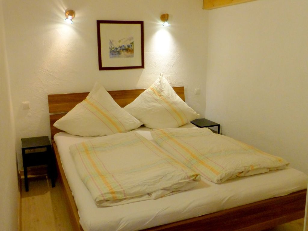 Schlafzimmer ebenerdig ( kein Fenster)