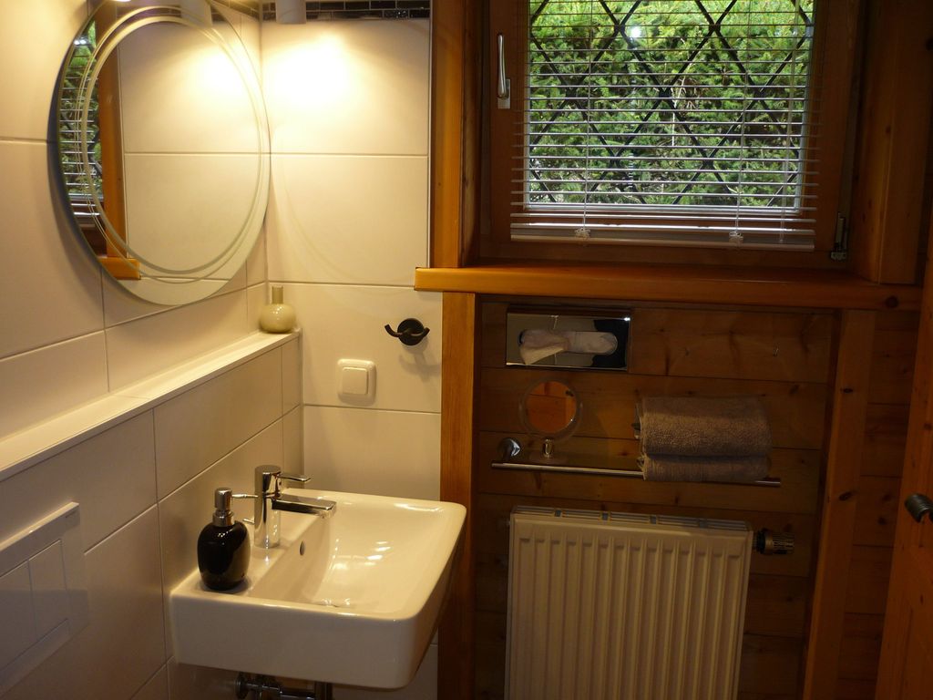 Dusche und WC