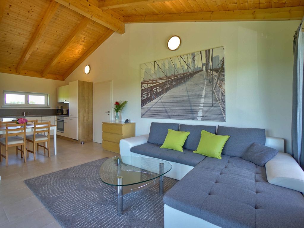 Küche und Wohnbereich