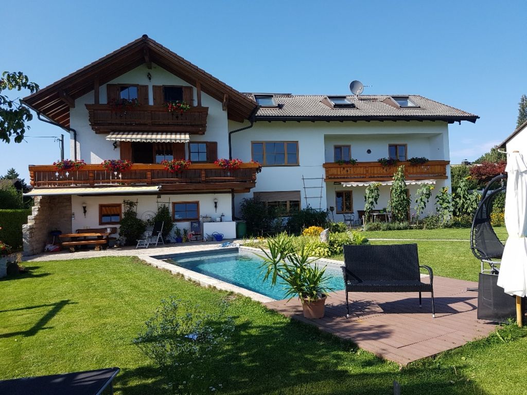 Ruhige Lage mit freiem Bergblick