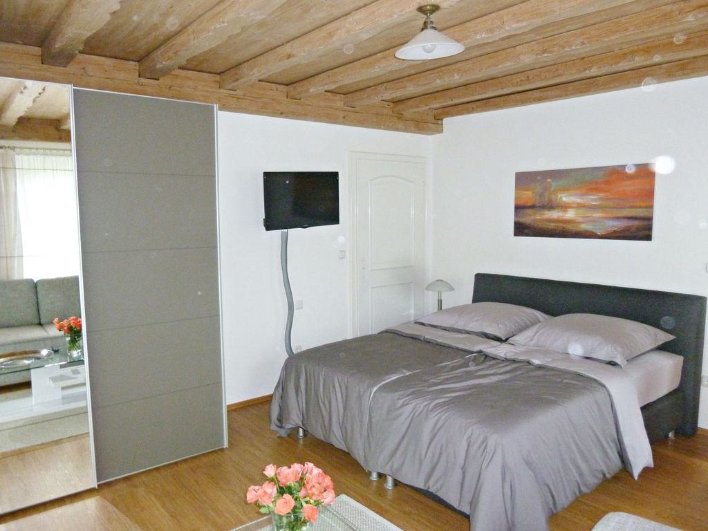 Kombinierter Schlaf- und Wohnraum