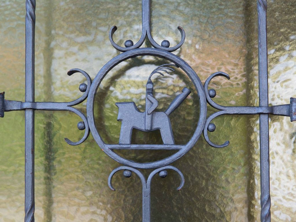 Traditionelle Schmiedekunst an der Haustüre