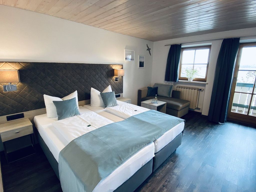 Beispiel Doppelzimmer mit Balkon 18 qm