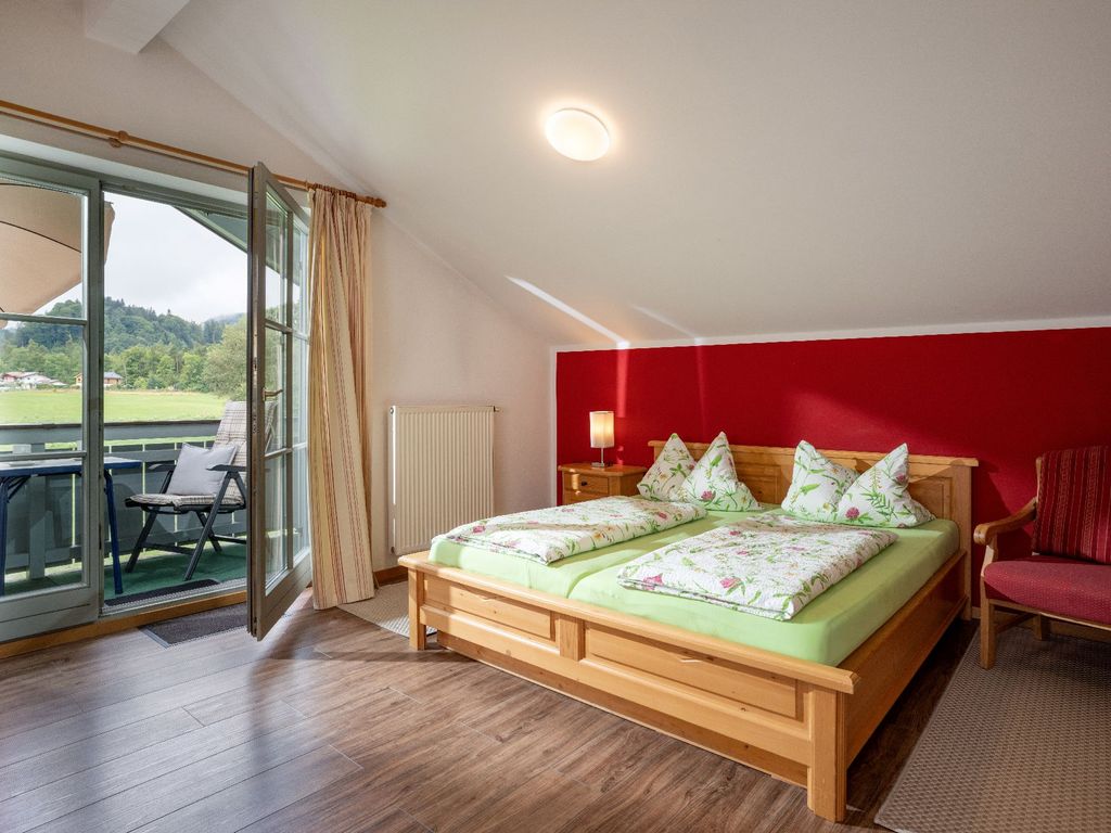 Schlafbereich mit Doppelbett