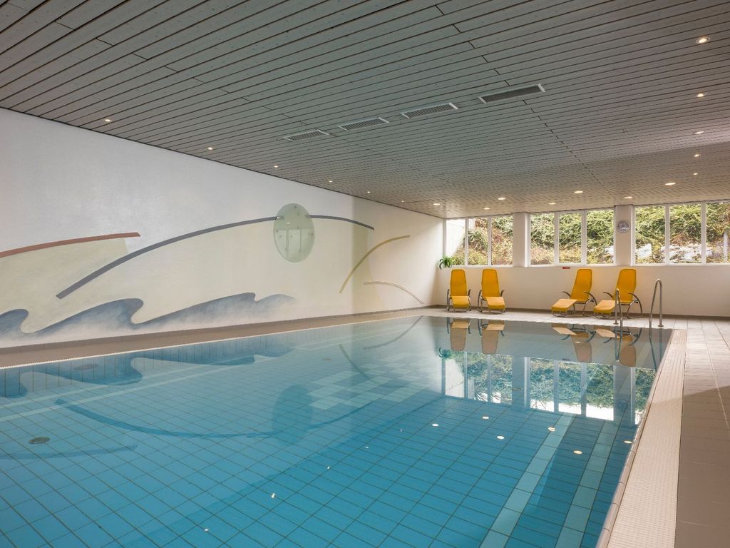 Wellness Ferienwohnung mit Hallenbad und Sauna