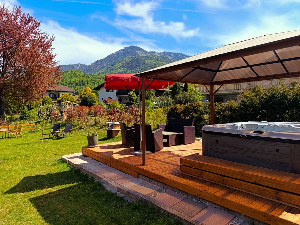 Garten Wanderlust mit Whirlpool und Grill