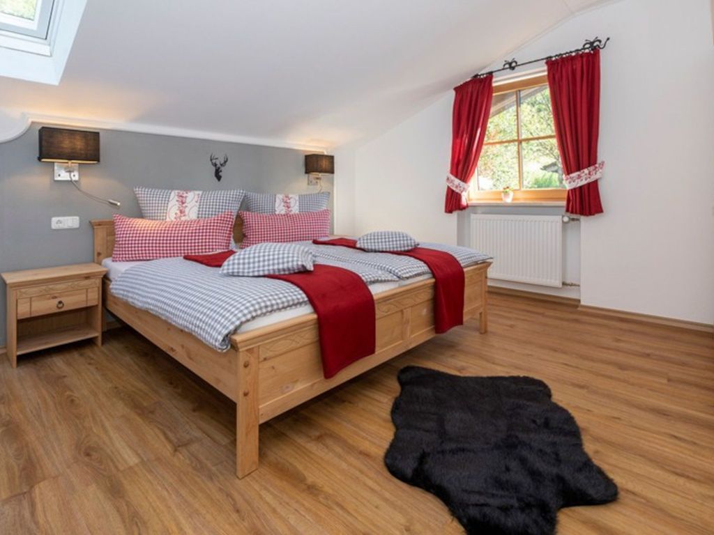 Schlafzimmer 2