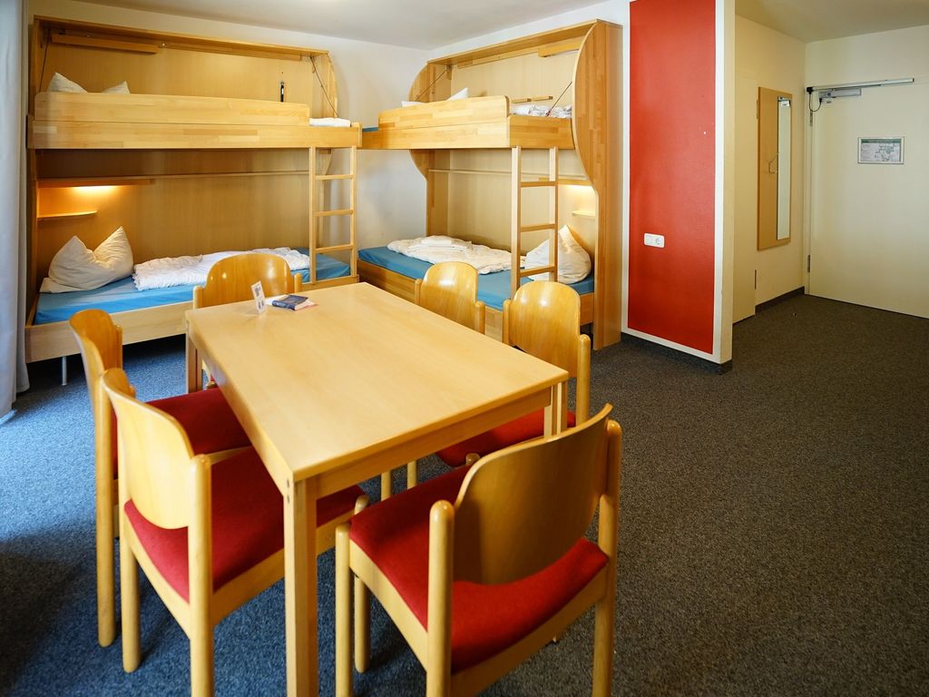 Mehrbettzimmer Bergseite barrierefrei (Beispielbild)