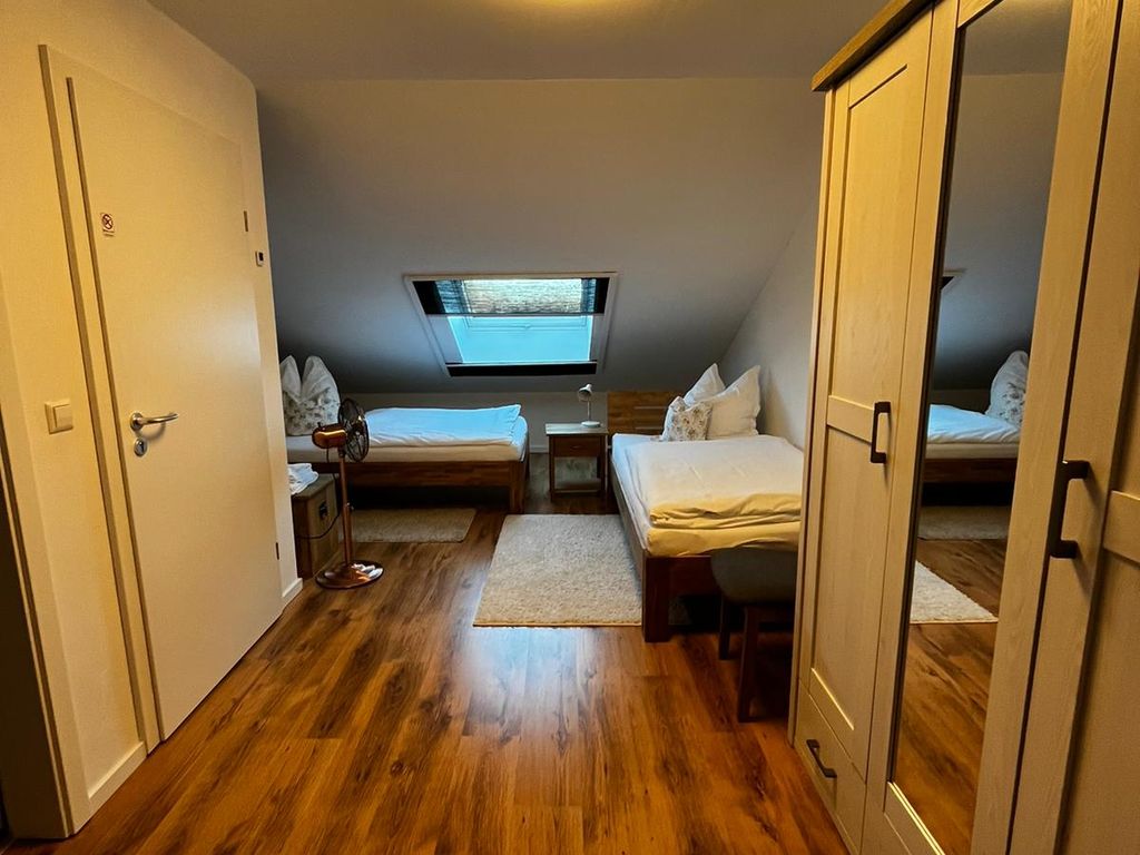Dreibettzimmer
