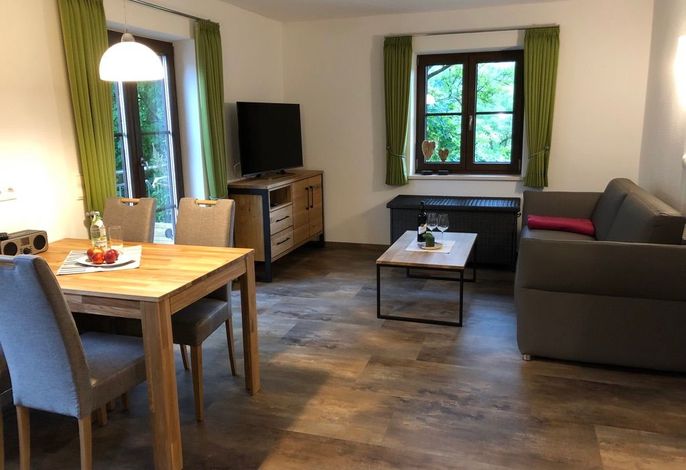 Ferienwohnung- 4 Personen, 60 m², 1 Schlafzimmer,  Balkon