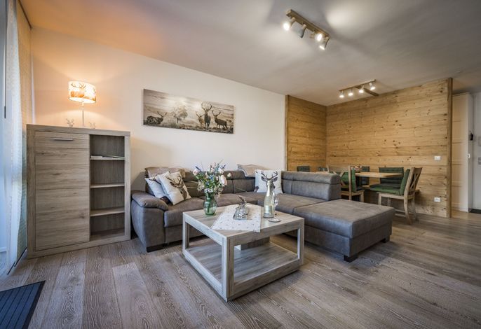 Ferienwohnung Staufenpanorama, 61 qm, 1 Schlafzimmer, Balkon