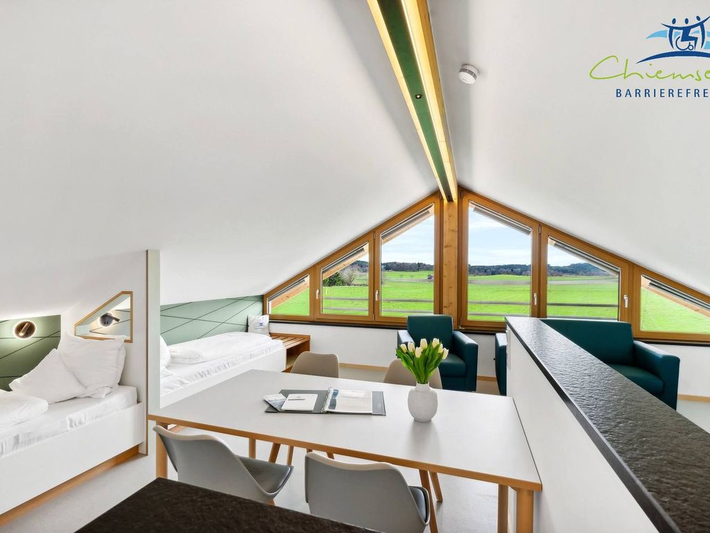 Panorama Apartment Doppelbett und zwei Einzelbetten